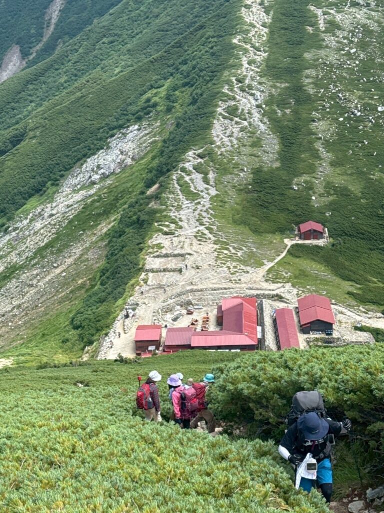 双六小屋へ (撮影: Hammnerhead)