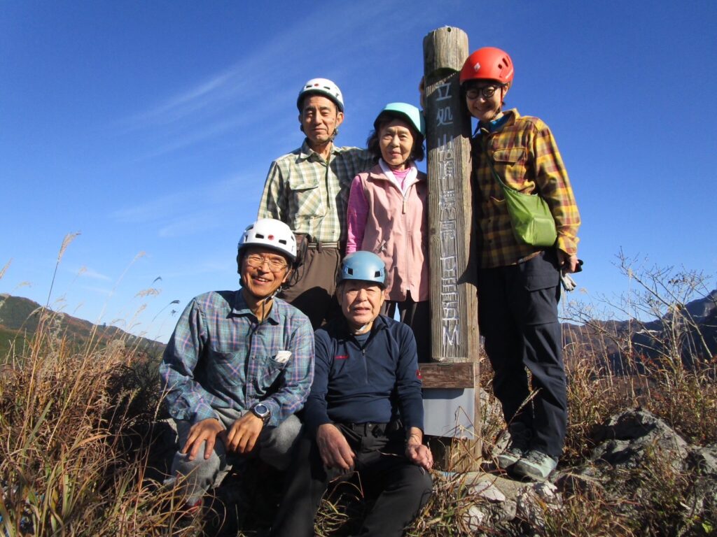 立処山山頂にて(撮影:shun) 　